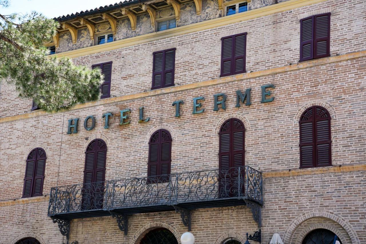 Hotel Terme Sarnano Bagian luar foto