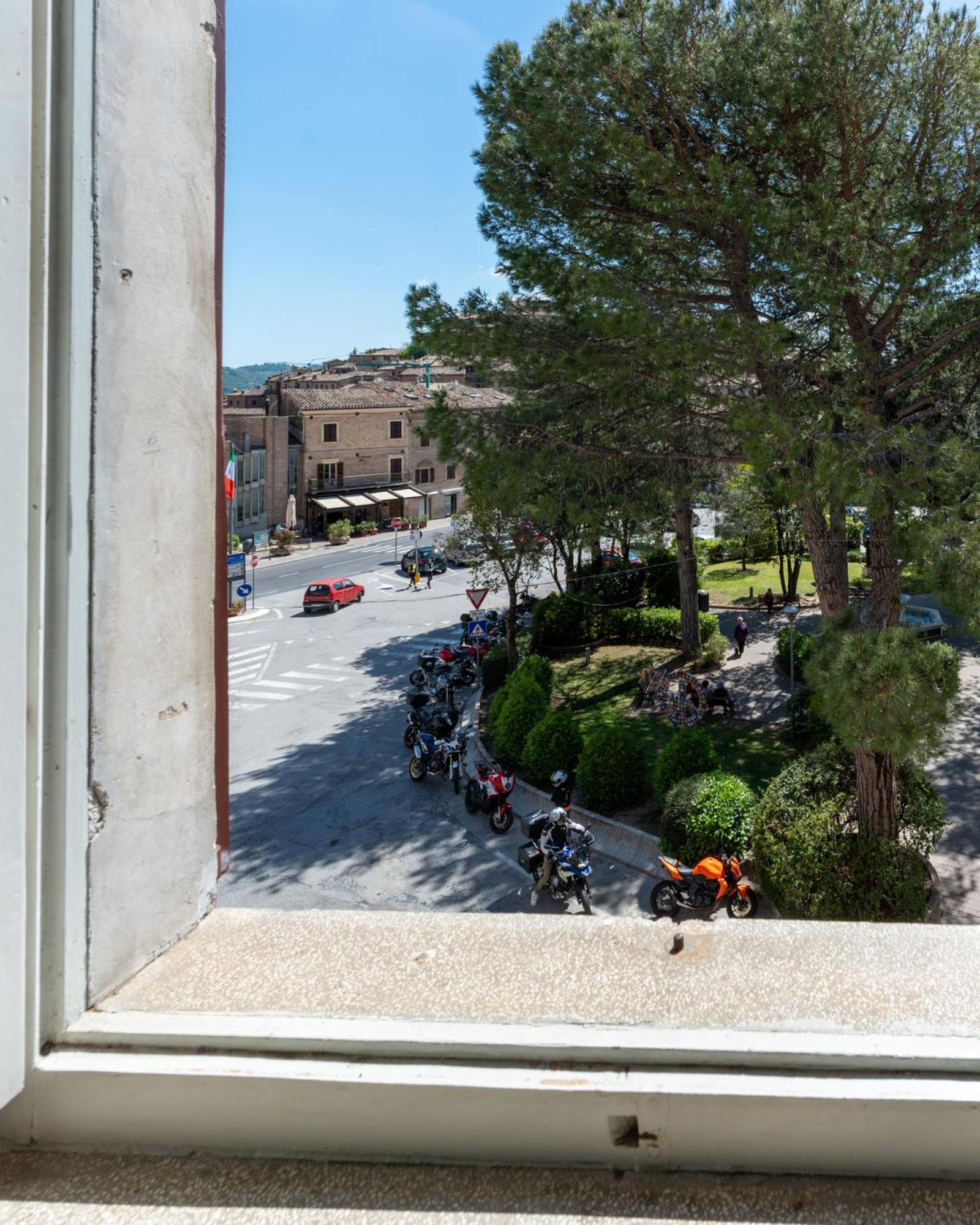 Hotel Terme Sarnano Bagian luar foto